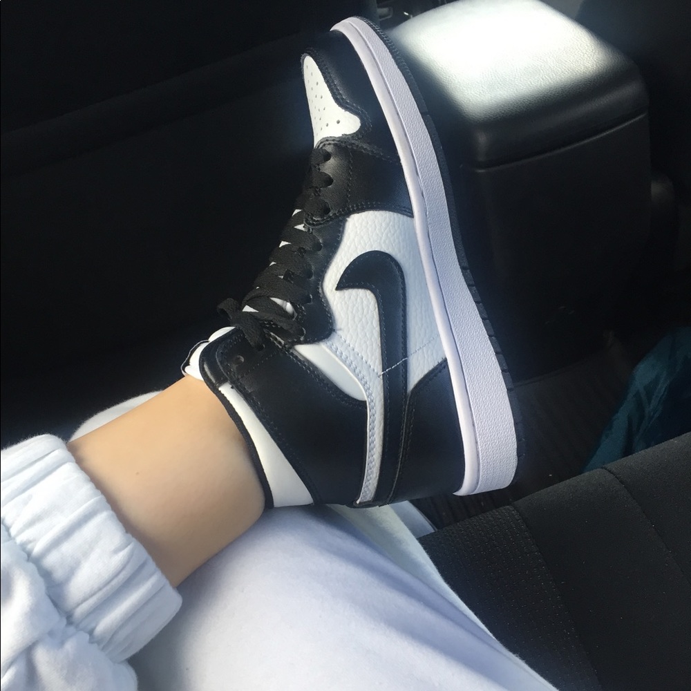 Tuxedo/ Panda / Twist Jordan 1s